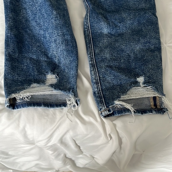 AMERICAN EAGLE MOM HIGH RISE Distressed Jeans with Rips on Front and Back - Picture 9 of 11